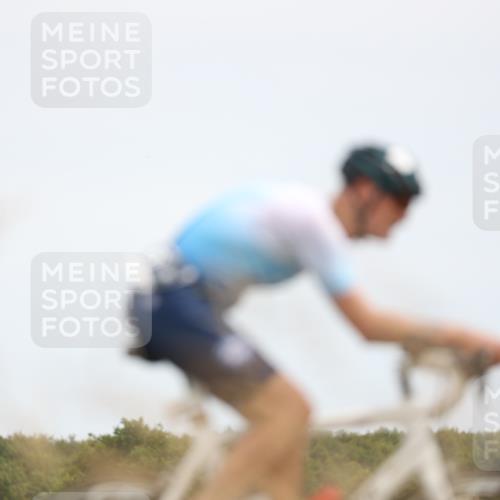 22.06.2025 - Viking Triathlon Yannick Fuchs http://msf.ph/oto/8091562 22.06.2025 13:28:33 Radfahren 26, 240, 321, 640 meine-sportfotos.de
