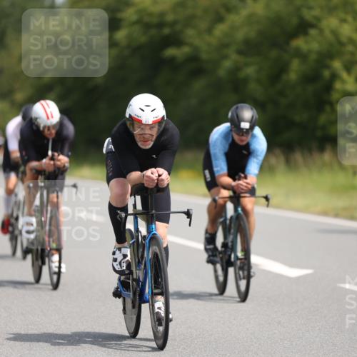 22.06.2025 - Viking Triathlon Yannick Fuchs http://msf.ph/oto/8091576 22.06.2025 11:53:47 Radfahren 4, 13, 173, 181, 288, 340, 359, 444, 458, 462, 472, 604 meine-sportfotos.de