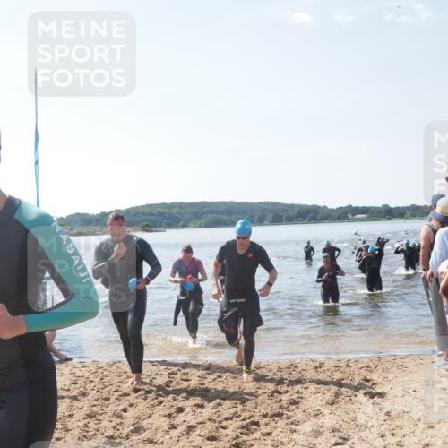 22.06.2025 - Viking Triathlon MichiJ http://msf.ph/oto/8091577 22.06.2025 10:38:47 Schwimmen 26, 40, 57, 85, 135, 156, 164, 210, 211, 215, 315, 327, 336 meine-sportfotos.de