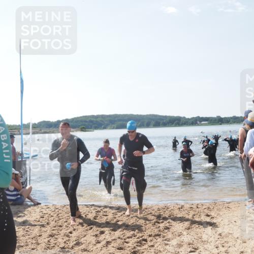 22.06.2025 - Viking Triathlon MichiJ http://msf.ph/oto/8091586 22.06.2025 10:38:47 Schwimmen 26, 40, 57, 85, 135, 156, 164, 210, 211, 215, 315, 327, 336 meine-sportfotos.de