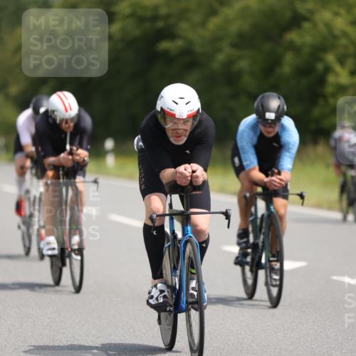 22.06.2025 - Viking Triathlon Yannick Fuchs http://msf.ph/oto/8091590 22.06.2025 11:53:47 Radfahren 4, 13, 173, 181, 288, 340, 359, 444, 458, 462, 472, 604 meine-sportfotos.de