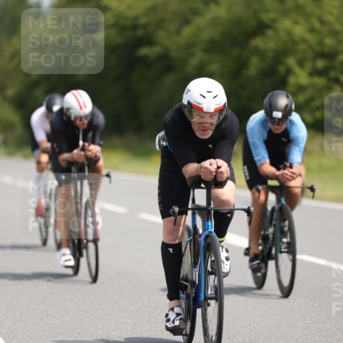 22.06.2025 - Viking Triathlon Yannick Fuchs http://msf.ph/oto/8091601 22.06.2025 11:53:48 Radfahren 4, 13, 173, 181, 288, 340, 359, 444, 458, 462, 472, 604 meine-sportfotos.de