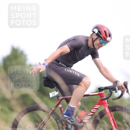22.06.2025 - Viking Triathlon Yannick Fuchs http://msf.ph/oto/8091618 22.06.2025 13:29:07 Radfahren 48, 76, 222 meine-sportfotos.de