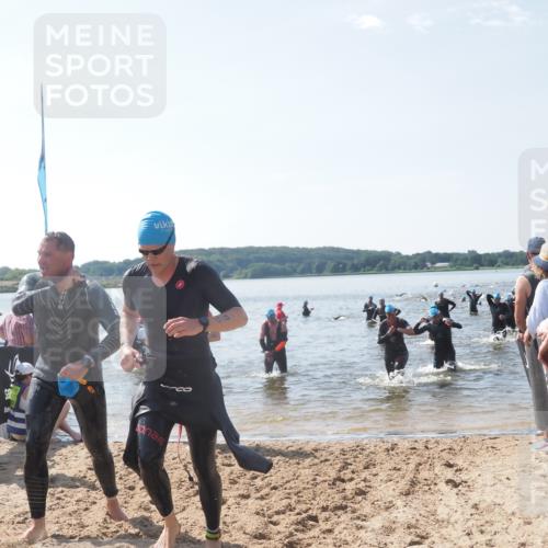 22.06.2025 - Viking Triathlon MichiJ http://msf.ph/oto/8091624 22.06.2025 10:38:48 Schwimmen 26, 40, 57, 85, 135, 164, 210, 211, 215, 315, 327, 336 meine-sportfotos.de