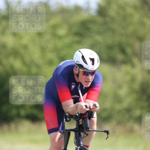 22.06.2025 - Viking Triathlon Yannick Fuchs http://msf.ph/oto/8091629 22.06.2025 11:11:40 Radfahren 11, 33, 152, 217, 604, 648 meine-sportfotos.de