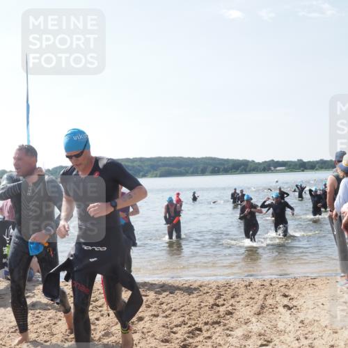 22.06.2025 - Viking Triathlon MichiJ http://msf.ph/oto/8091634 22.06.2025 10:38:48 Schwimmen 26, 40, 57, 85, 135, 164, 210, 211, 215, 315, 327, 336 meine-sportfotos.de
