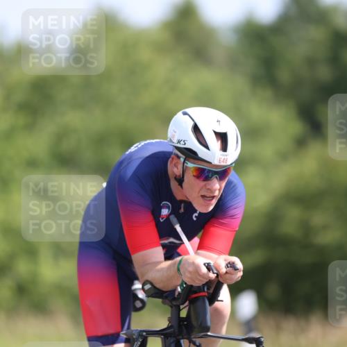 22.06.2025 - Viking Triathlon Yannick Fuchs http://msf.ph/oto/8091635 22.06.2025 11:11:40 Radfahren 11, 33, 152, 217, 604, 648 meine-sportfotos.de