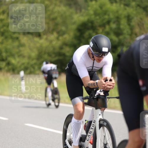 22.06.2025 - Viking Triathlon Yannick Fuchs http://msf.ph/oto/8091674 22.06.2025 11:53:49 Radfahren 4, 13, 115, 173, 181, 288, 340, 359, 444, 458, 462, 472, 604 meine-sportfotos.de