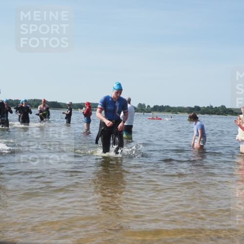 22.06.2025 - Viking Triathlon KatJ http://msf.ph/oto/8091691 22.06.2025 10:27:55 Schwimmen 14, 90, 178, 196, 198, 230, 289, 401, 534, 616 meine-sportfotos.de