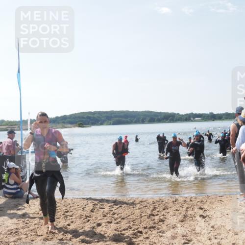 22.06.2025 - Viking Triathlon MichiJ http://msf.ph/oto/8091700 22.06.2025 10:38:50 Schwimmen 26, 40, 57, 135, 164, 185, 210, 211, 215, 315, 327, 336, 408, 416 meine-sportfotos.de
