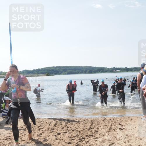 22.06.2025 - Viking Triathlon MichiJ http://msf.ph/oto/8091706 22.06.2025 10:38:50 Schwimmen 26, 40, 57, 135, 164, 185, 210, 211, 215, 315, 327, 336, 408, 416 meine-sportfotos.de