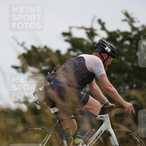 22.06.2025 - Viking Triathlon Yannick Fuchs http://msf.ph/oto/8091717 22.06.2025 13:29:15 Radfahren 48, 76 meine-sportfotos.de