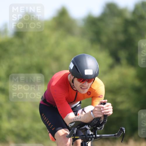 22.06.2025 - Viking Triathlon Yannick Fuchs http://msf.ph/oto/8091734 22.06.2025 11:11:45 Radfahren 3, 11, 33, 152, 217, 347, 604, 648 meine-sportfotos.de