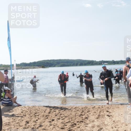 22.06.2025 - Viking Triathlon MichiJ http://msf.ph/oto/8091746 22.06.2025 10:38:51 Schwimmen 26, 40, 57, 135, 164, 185, 210, 211, 315, 327, 336, 408, 416 meine-sportfotos.de