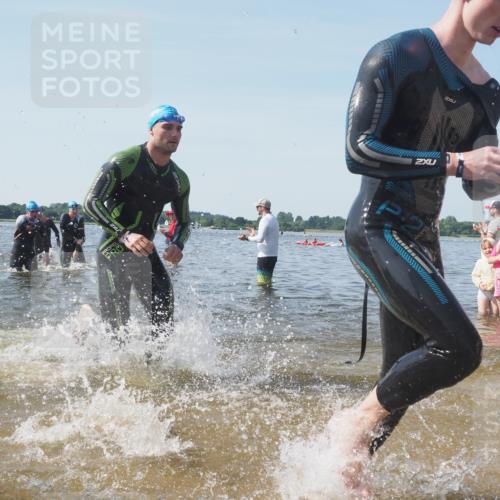 22.06.2025 - Viking Triathlon KatJ http://msf.ph/oto/8091791 22.06.2025 10:27:57 Schwimmen 14, 90, 178, 196, 198, 230, 289, 401, 534, 616 meine-sportfotos.de