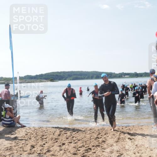 22.06.2025 - Viking Triathlon MichiJ http://msf.ph/oto/8091799 22.06.2025 10:38:52 Schwimmen 26, 40, 57, 135, 164, 181, 185, 210, 211, 315, 327, 336, 408, 416, 451 meine-sportfotos.de