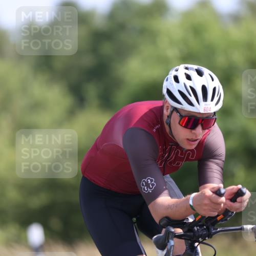 22.06.2025 - Viking Triathlon Yannick Fuchs http://msf.ph/oto/8091806 22.06.2025 11:11:47 Radfahren 3, 11, 33, 152, 347, 604 meine-sportfotos.de