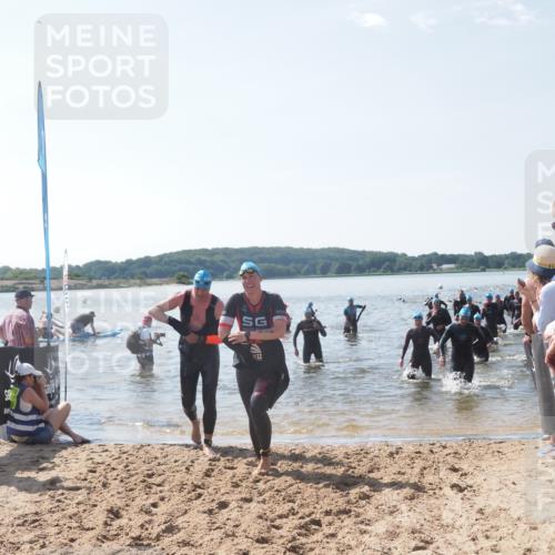 22.06.2025 - Viking Triathlon MichiJ http://msf.ph/oto/8091826 22.06.2025 10:38:54 Schwimmen 26, 40, 57, 135, 148, 164, 181, 185, 210, 211, 315, 327, 336, 408, 416, 451 meine-sportfotos.de