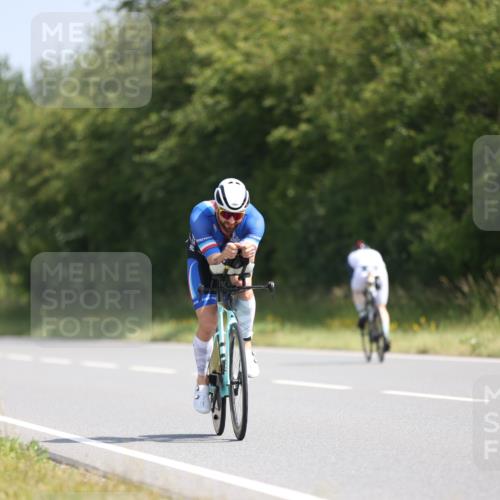 22.06.2025 - Viking Triathlon Yannick Fuchs http://msf.ph/oto/8091832 22.06.2025 11:11:49 Radfahren 3, 11, 33, 152, 347, 489, 604 meine-sportfotos.de