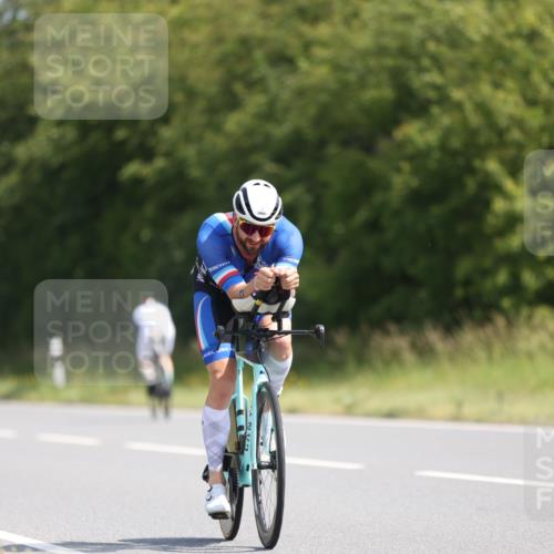 22.06.2025 - Viking Triathlon Yannick Fuchs http://msf.ph/oto/8091865 22.06.2025 11:11:49 Radfahren 3, 11, 33, 152, 347, 489, 604 meine-sportfotos.de