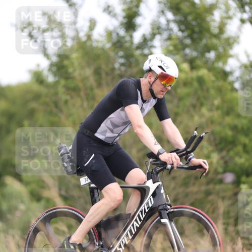 22.06.2025 - Viking Triathlon Yannick Fuchs http://msf.ph/oto/8091866 22.06.2025 13:29:56 Radfahren 74, 102, 468 meine-sportfotos.de