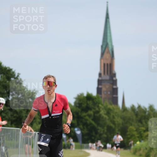 22.06.2025 - Viking Triathlon H.Heesch http://msf.ph/oto/8091868 22.06.2025 13:01:21 Laufen 5 meine-sportfotos.de