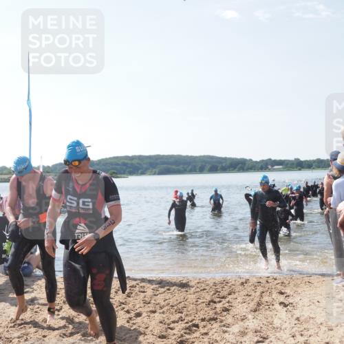 22.06.2025 - Viking Triathlon MichiJ http://msf.ph/oto/8091897 22.06.2025 10:38:56 Schwimmen 26, 40, 57, 135, 148, 181, 185, 210, 211, 327, 336, 408, 416, 451, 654 meine-sportfotos.de