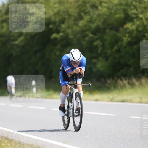 22.06.2025 - Viking Triathlon Yannick Fuchs http://msf.ph/oto/8091901 22.06.2025 11:11:51 Radfahren 3, 152, 347, 489, 604 meine-sportfotos.de