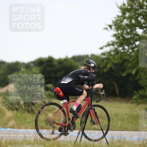 22.06.2025 - Viking Triathlon Yannick Fuchs http://msf.ph/oto/8091903 22.06.2025 13:30:09 Radfahren 143 meine-sportfotos.de