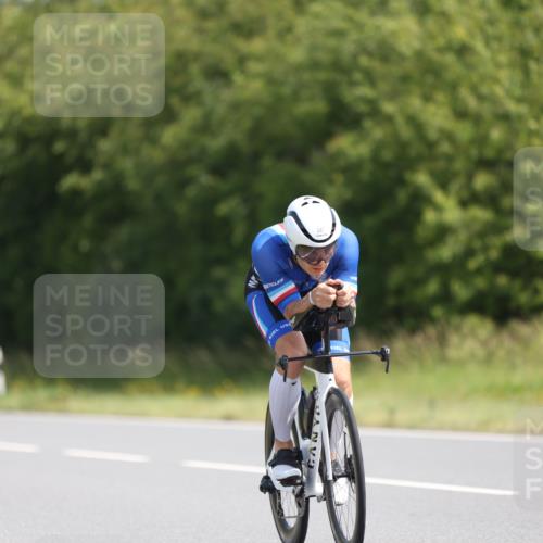 22.06.2025 - Viking Triathlon Yannick Fuchs http://msf.ph/oto/8091912 22.06.2025 11:11:52 Radfahren 3, 347, 489, 604 meine-sportfotos.de
