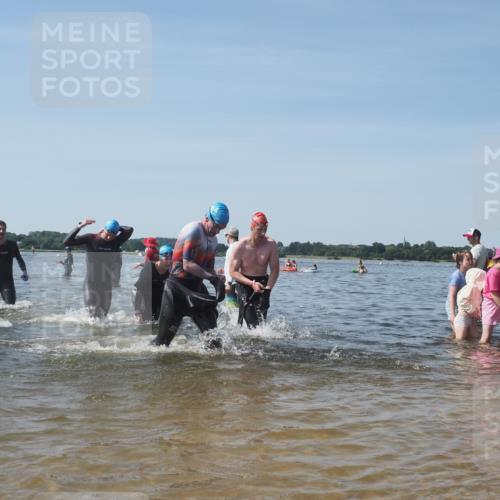 22.06.2025 - Viking Triathlon KatJ http://msf.ph/oto/8091932 22.06.2025 10:28:02 Schwimmen 14, 90, 178, 196, 289, 367, 401, 616 meine-sportfotos.de