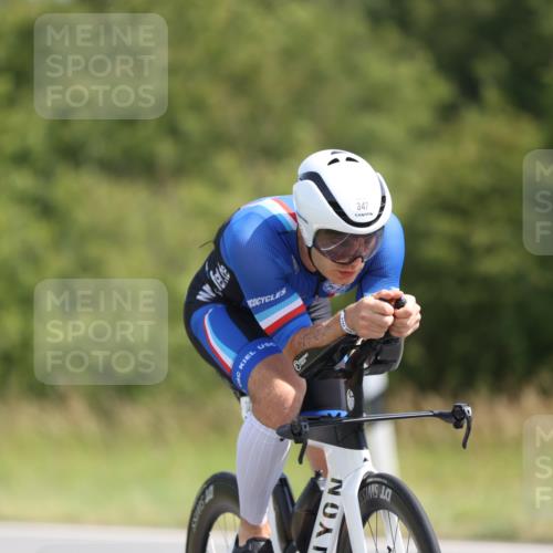 22.06.2025 - Viking Triathlon Yannick Fuchs http://msf.ph/oto/8091940 22.06.2025 11:11:52 Radfahren 3, 347, 489, 604 meine-sportfotos.de