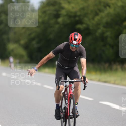 22.06.2025 - Viking Triathlon Yannick Fuchs http://msf.ph/oto/8091964 22.06.2025 11:54:04 Radfahren 159, 222 meine-sportfotos.de