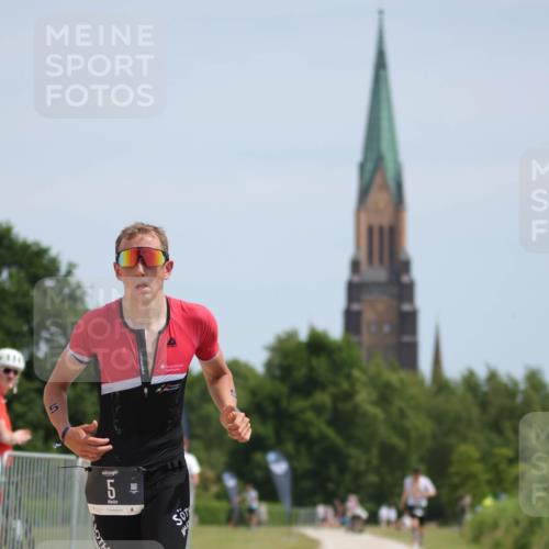 22.06.2025 - Viking Triathlon H.Heesch http://msf.ph/oto/8091965 22.06.2025 13:01:21 Laufen 5 meine-sportfotos.de