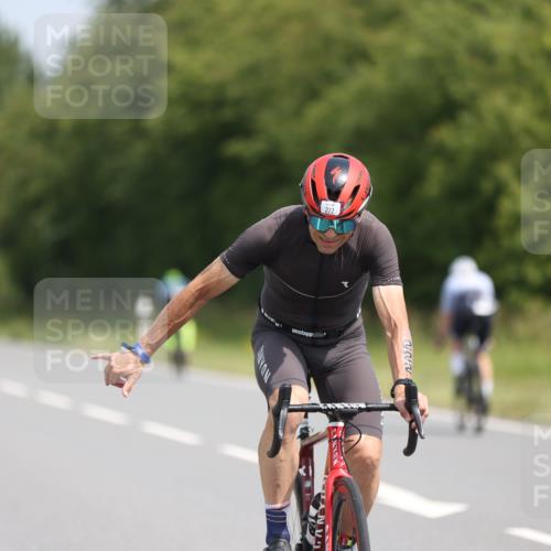 22.06.2025 - Viking Triathlon Yannick Fuchs http://msf.ph/oto/8091975 22.06.2025 11:54:04 Radfahren 159, 222 meine-sportfotos.de