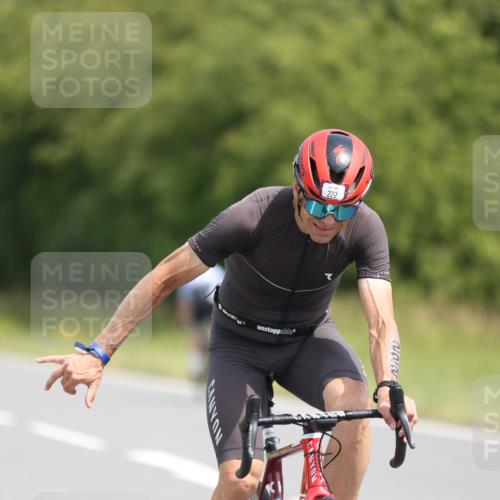 22.06.2025 - Viking Triathlon Yannick Fuchs http://msf.ph/oto/8091987 22.06.2025 11:54:05 Radfahren 159, 222 meine-sportfotos.de