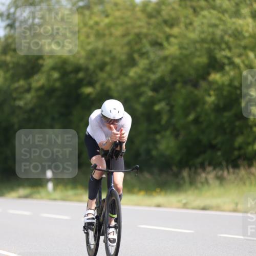 22.06.2025 - Viking Triathlon Yannick Fuchs http://msf.ph/oto/8091988 22.06.2025 11:12:54 Radfahren 99, 133, 168, 213, 381, 406 meine-sportfotos.de