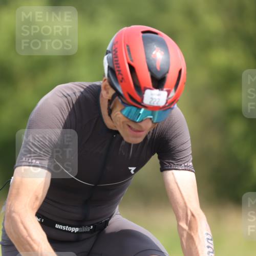 22.06.2025 - Viking Triathlon Yannick Fuchs http://msf.ph/oto/8092012 22.06.2025 11:54:05 Radfahren 159, 222 meine-sportfotos.de