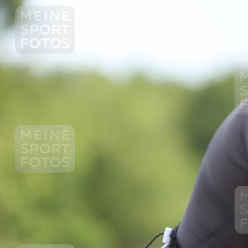 22.06.2025 - Viking Triathlon Yannick Fuchs http://msf.ph/oto/8092021 22.06.2025 11:54:06 Radfahren 159, 222 meine-sportfotos.de