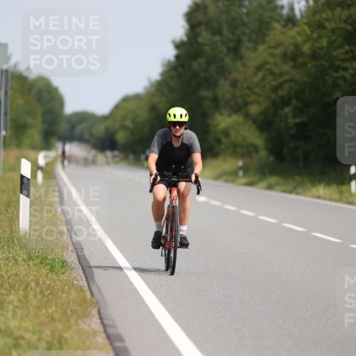 22.06.2025 - Viking Triathlon Yannick Fuchs http://msf.ph/oto/8092026 22.06.2025 11:54:19 Radfahren 128, 283, 290, 291, 319, 628 meine-sportfotos.de