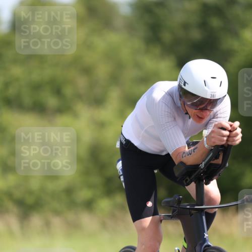 22.06.2025 - Viking Triathlon Yannick Fuchs http://msf.ph/oto/8092027 22.06.2025 11:12:55 Radfahren 99, 133, 168, 213, 381, 406 meine-sportfotos.de
