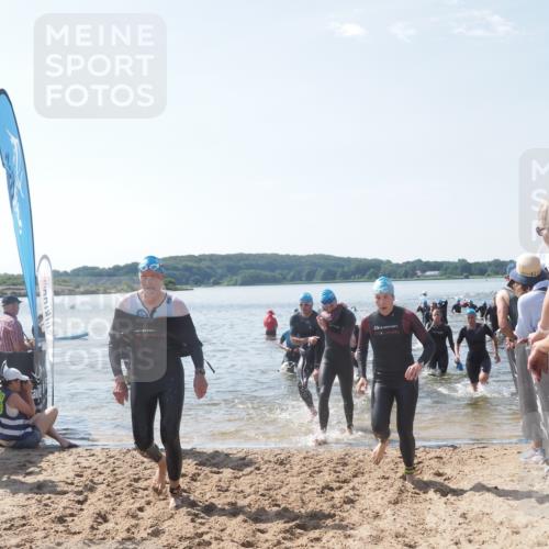 22.06.2025 - Viking Triathlon MichiJ http://msf.ph/oto/8092028 22.06.2025 10:39:04 Schwimmen 26, 40, 57, 79, 148, 181, 185, 210, 295, 351, 408, 416, 451, 654 meine-sportfotos.de