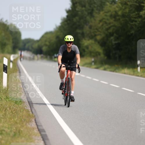 22.06.2025 - Viking Triathlon Yannick Fuchs http://msf.ph/oto/8092034 22.06.2025 11:54:20 Radfahren 128, 283, 290, 291, 319, 628 meine-sportfotos.de