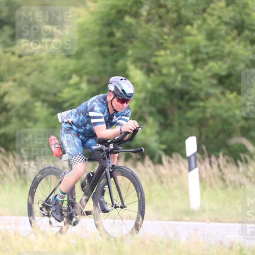22.06.2025 - Viking Triathlon Yannick Fuchs http://msf.ph/oto/8092036 22.06.2025 13:31:27 Radfahren 23, 142, 144, 466 meine-sportfotos.de