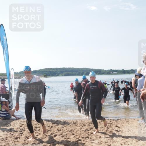 22.06.2025 - Viking Triathlon MichiJ http://msf.ph/oto/8092037 22.06.2025 10:39:05 Schwimmen 26, 40, 57, 79, 148, 181, 185, 210, 276, 295, 351, 408, 416, 451, 654 meine-sportfotos.de