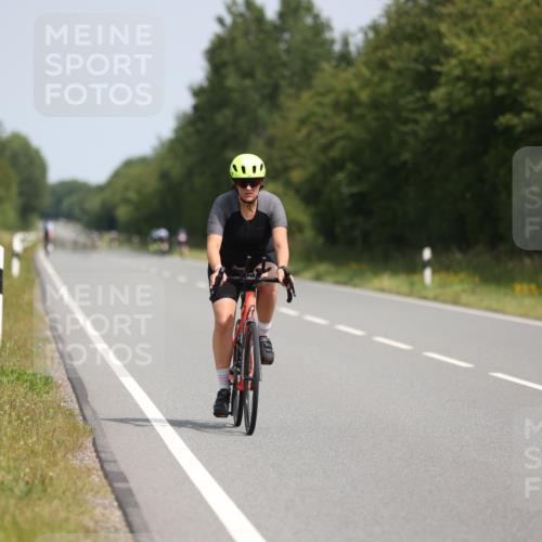 22.06.2025 - Viking Triathlon Yannick Fuchs http://msf.ph/oto/8092045 22.06.2025 11:54:20 Radfahren 128, 283, 290, 291, 319, 628 meine-sportfotos.de