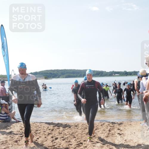 22.06.2025 - Viking Triathlon MichiJ http://msf.ph/oto/8092047 22.06.2025 10:39:05 Schwimmen 26, 40, 57, 79, 148, 181, 185, 210, 276, 295, 351, 408, 416, 451, 654 meine-sportfotos.de