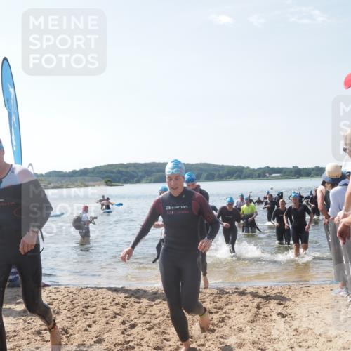 22.06.2025 - Viking Triathlon MichiJ http://msf.ph/oto/8092064 22.06.2025 10:39:05 Schwimmen 26, 40, 57, 79, 148, 181, 185, 210, 276, 295, 351, 408, 416, 451, 654 meine-sportfotos.de