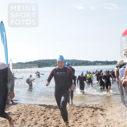 22.06.2025 - Viking Triathlon MichiJ http://msf.ph/oto/8092073 22.06.2025 10:39:06 Schwimmen 40, 57, 79, 148, 181, 182, 185, 210, 276, 295, 351, 386, 408, 416, 451, 536, 654 meine-sportfotos.de