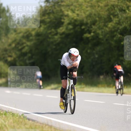 22.06.2025 - Viking Triathlon Yannick Fuchs http://msf.ph/oto/8092076 22.06.2025 11:13:00 Radfahren 99, 168, 213, 381, 406 meine-sportfotos.de